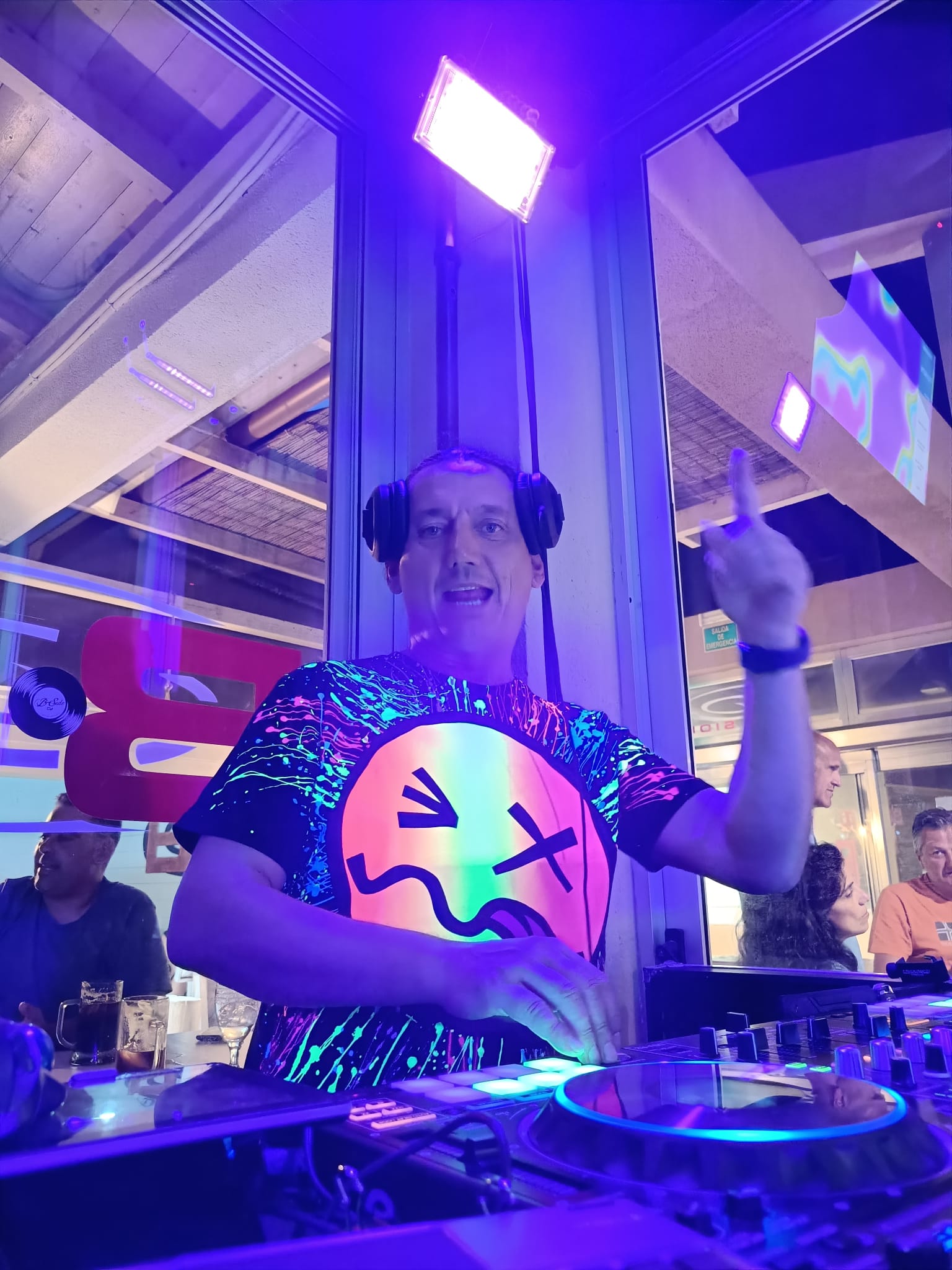 Glow Party
