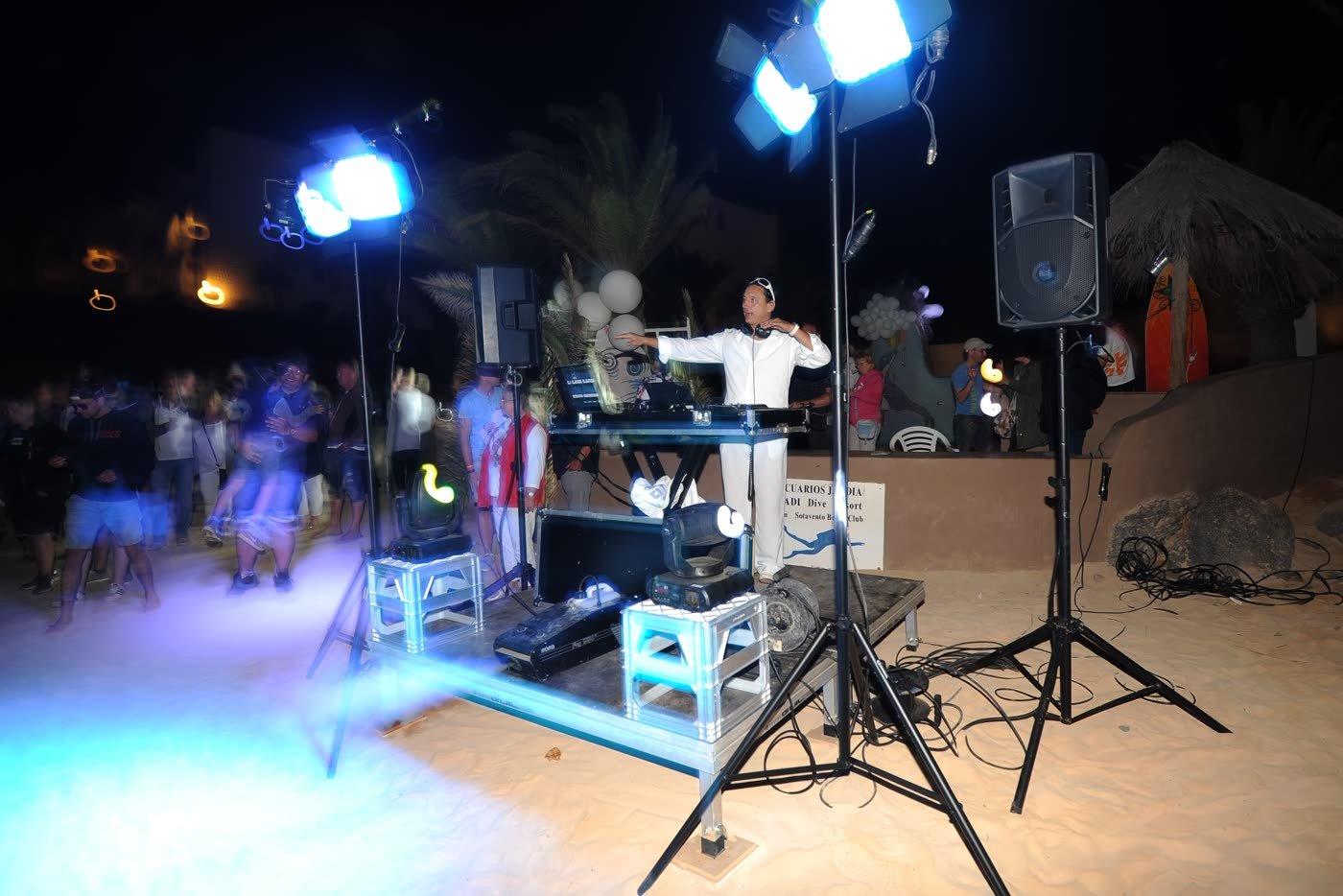 DJINGO DJANGO bei einem Beach Event auf Fuerteventura