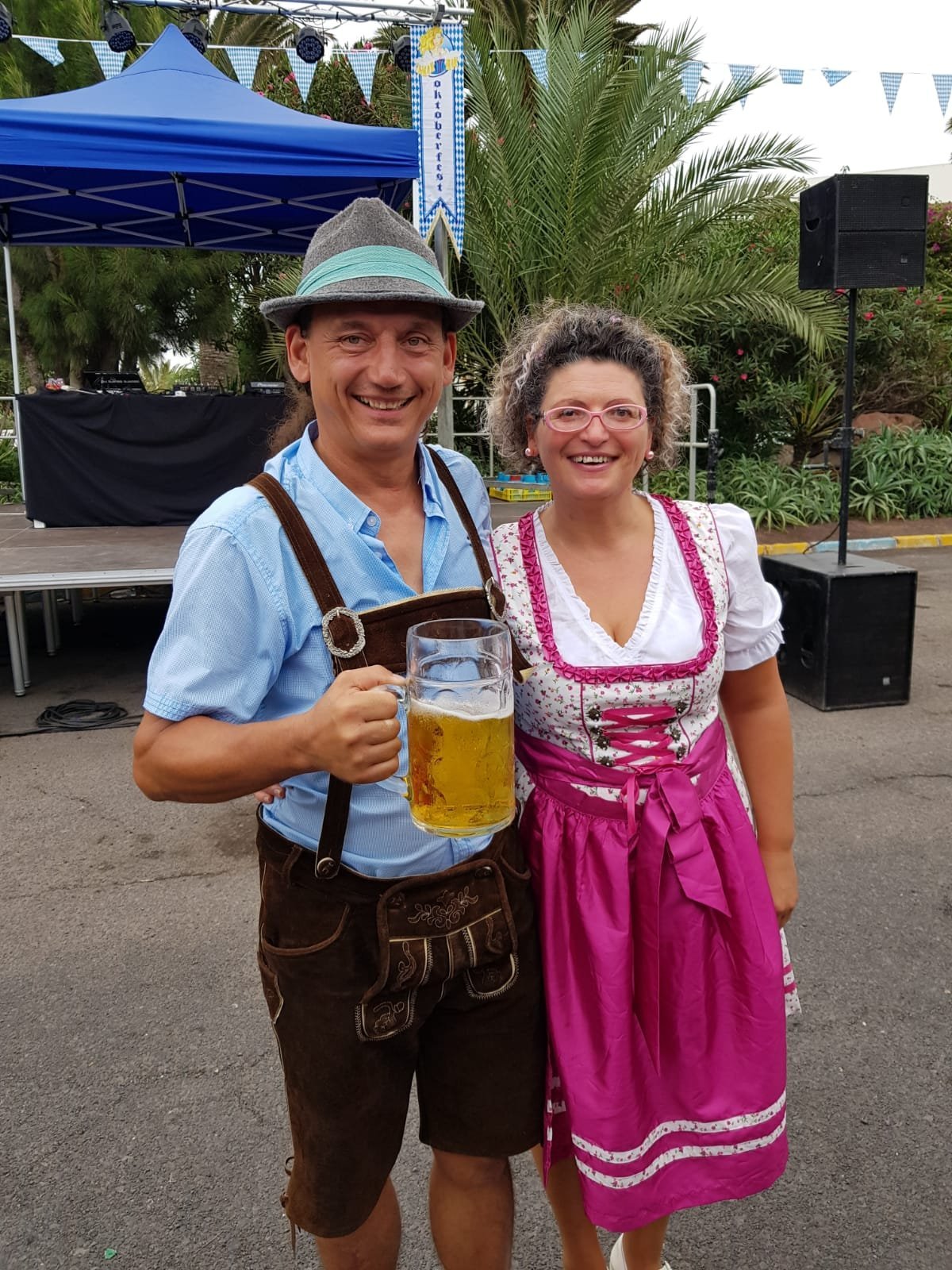 Dirndl & Lederhosen-Wahl