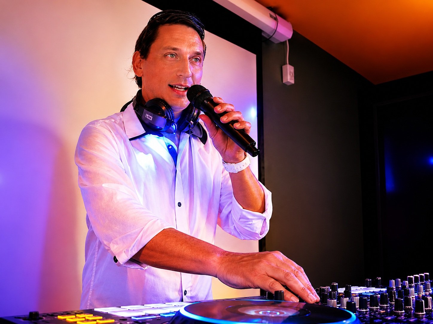 DJINGO DJANGO als Wedding DJ & MC im Einsatz